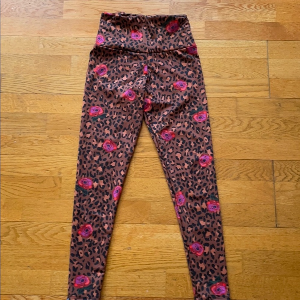 Onzie Leggings